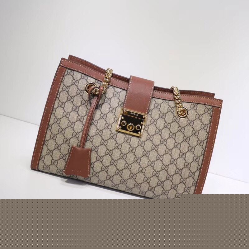 G*u*i shopping bags